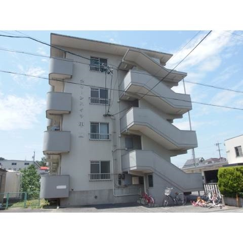グリーンハイツ甲山の外観