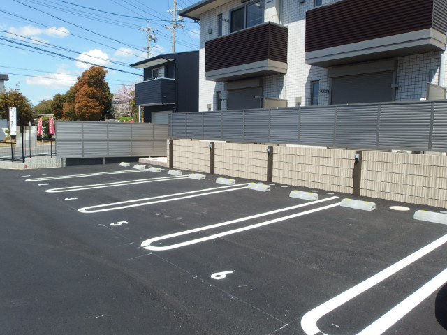 Casa上地の駐車場