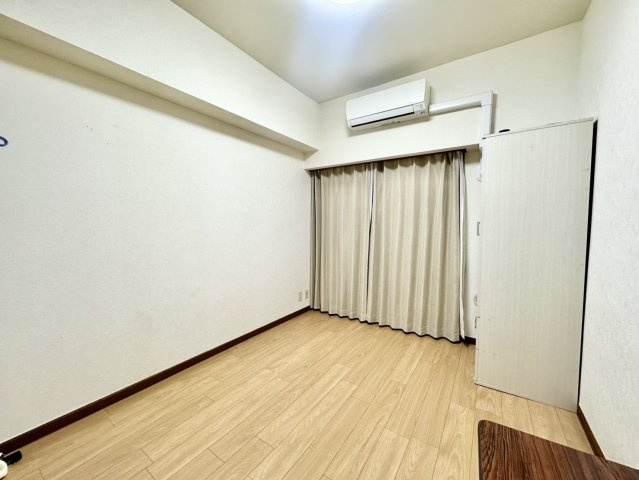 朝日プラザ国分町の洋室