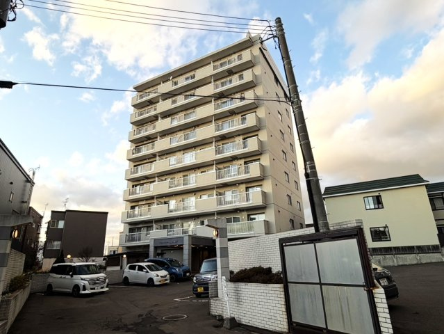 グランデュア北郷