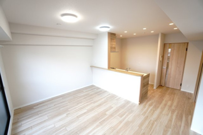 【居間・リビング】 | 【上質リノベ】藤和シティコープ舟入 | 室内（2025年11月21日12：00頃）撮影
