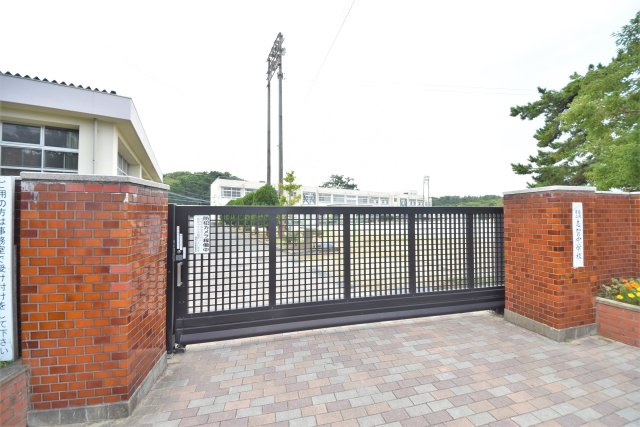 福岡市東区大岳2丁目第1-2棟（2号棟）の周辺|志賀中学校