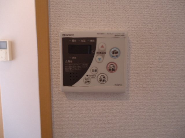 グランヴィレッジＳの浴室|給湯器パネル