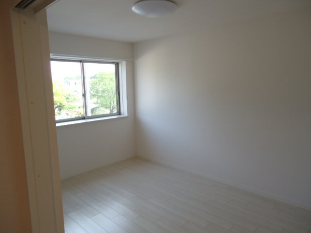 シェモアの内装|南側洋室