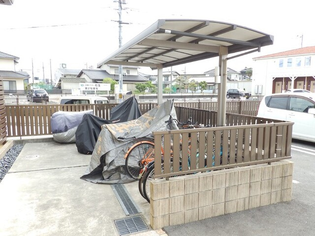 シャルマン・アヴニールのその他|駐輪場