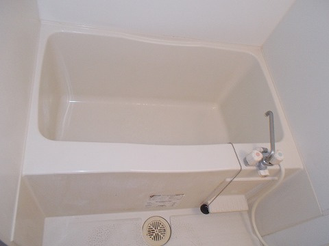 クレールコート Ⅰの浴室