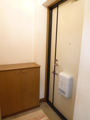 玄関／下駄箱