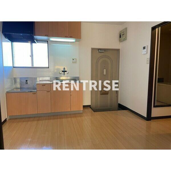 フォーブル貴船の居間・リビング