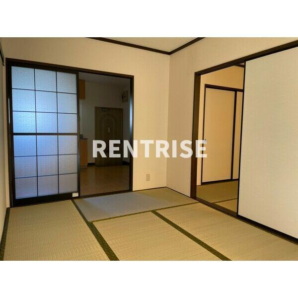 フォーブル貴船の寝室