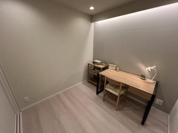 【洋室】 | さんろーどダイヤモンドマンション | 白とナチュラルの落ち着いたカラーセレクトです
