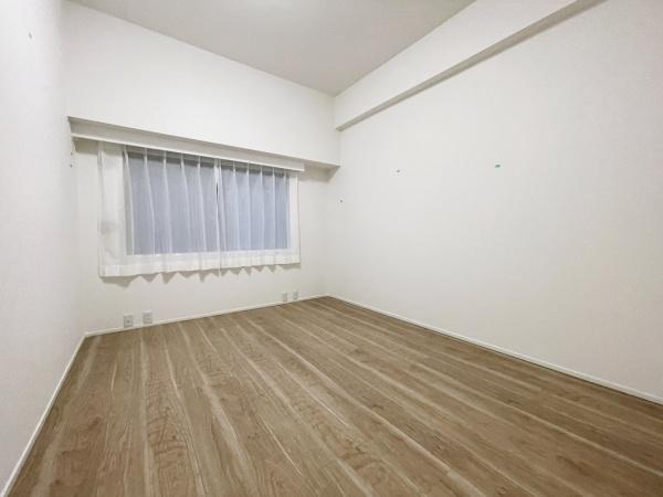 グランフォルム藤が丘の洋室|居室に収納スペースあります