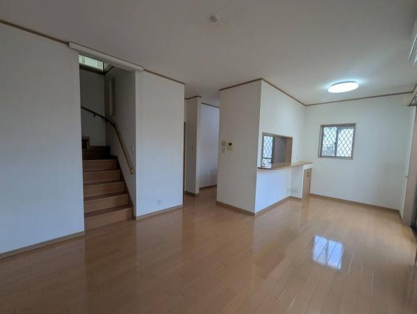 【居間・リビング】