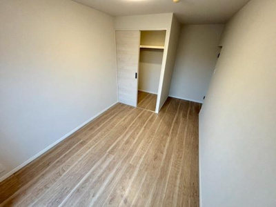 【洋室】 | クリオ草加壱番館 | ●洋室6.6帖●