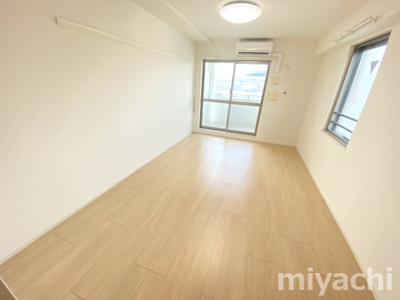 【洋室】 | エルハーベン山城