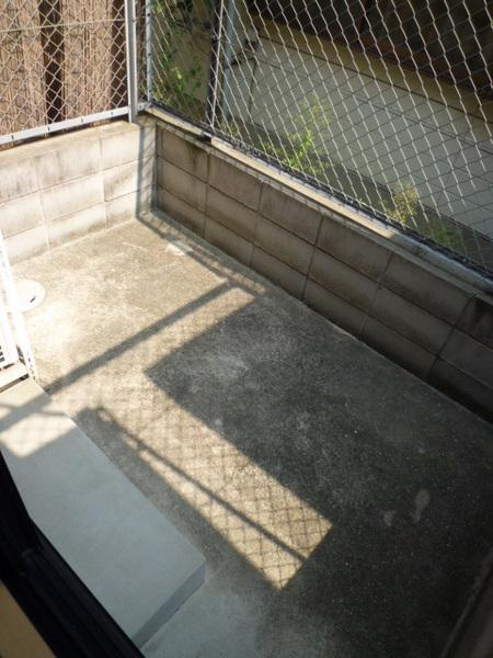 ハイツベイシャトルのバルコニー|★ぽかぽかベランダ★