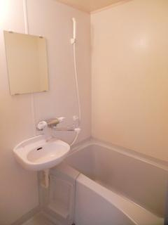 ハイツベイシャトルの浴室|★広々バスルーム★