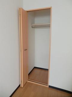 ハイツベイシャトルの収納|★便利なクローゼット★