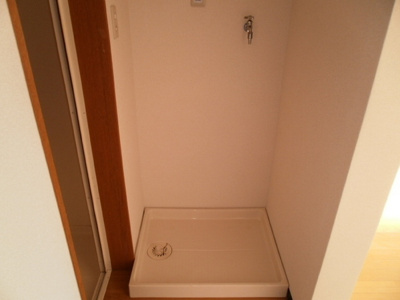【設備】 | ベルーナ２ | 1Ｆ：洗濯機パン