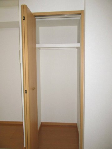 サニー・エイトのその他