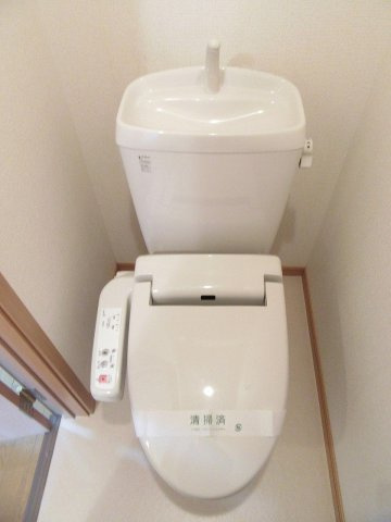 サニー・エイトのトイレ