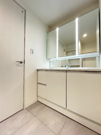 ベイシティ新浦安C棟の洗面所