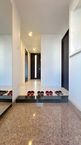 【玄関】 | アースコートディアテラス三ヶ森☆仲介手数料無料☆