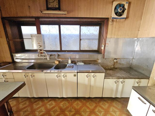 瑞浪市土岐町の中古一戸建のキッチン|ダイニングキッチン