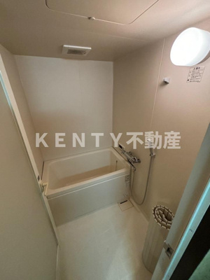 【浴室】 | アパートメントカヤ | ゆったり過ごせるお風呂です