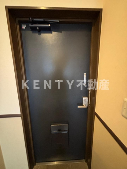 【玄関】 | アパートメントカヤ | きれいな玄関です