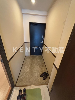 【玄関】 | アパートメントカヤ | 落ち着いた玄関です