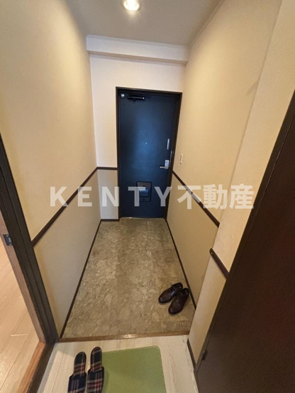 【玄関】 | アパートメントカヤ | 落ち着いた玄関です