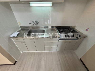 【キッチン】 | アパートメントカヤ | お料理しやすいキッチンです