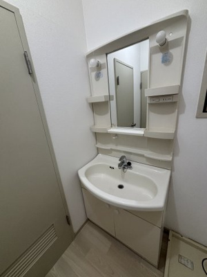 【独立洗面台】 | 亀谷マンション