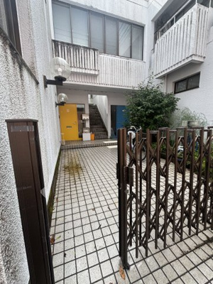 【エントランス】 | 亀谷マンション