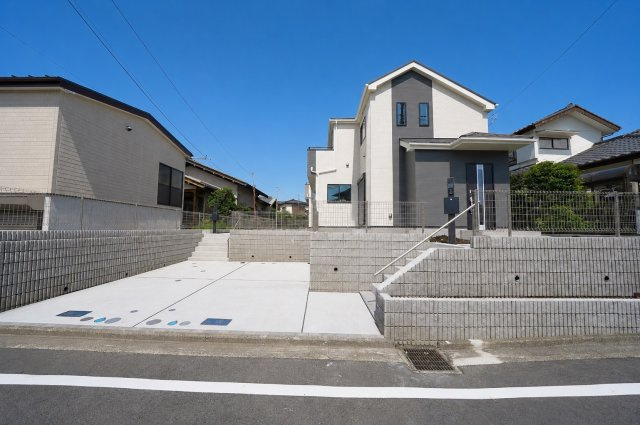 【横浜市旭区今宿2丁目3-5全2棟新築戸建て】★仲介手数料無料★（中沢小学校・旭中学校）
