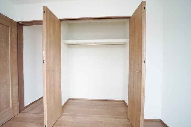 【横浜市旭区今宿2丁目3-5全2棟新築戸建て】★仲介手数料無料★（中沢小学校・旭中学校）の収納