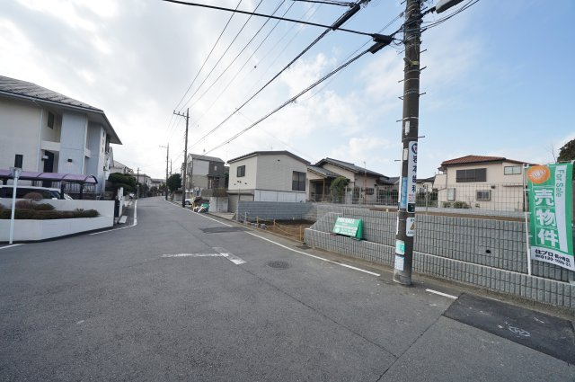 【横浜市旭区今宿2丁目3-5全2棟新築戸建て】★仲介手数料無料★（中沢小学校・旭中学校）の前面道路含む現地写真