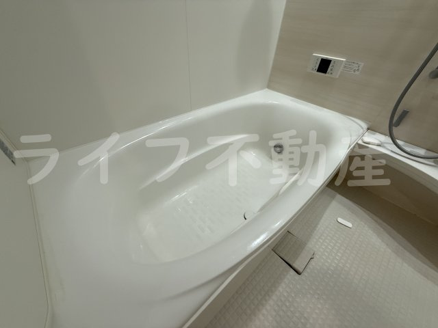 クラシスト東中本の浴室|きれいなお風呂です