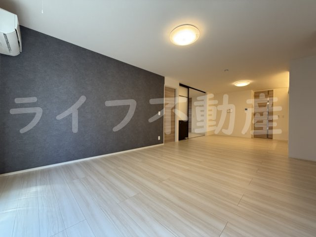 クラシスト東中本の居間・リビング|居間です