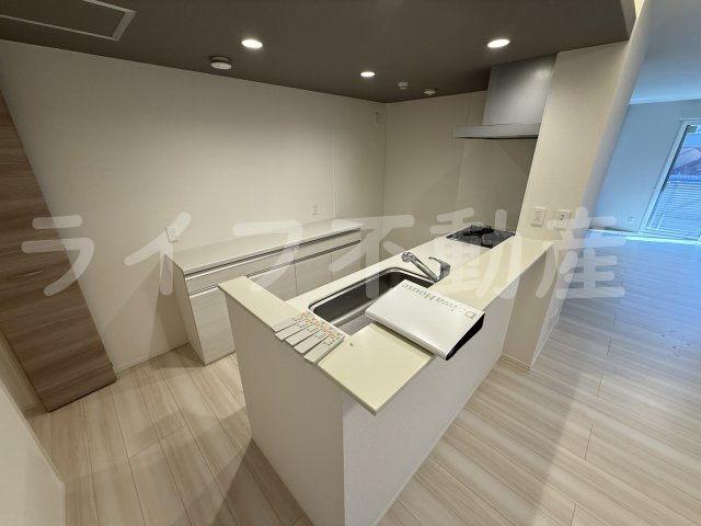 クラシスト東中本のキッチン|コンパクトなキッチンで掃除もラクラク