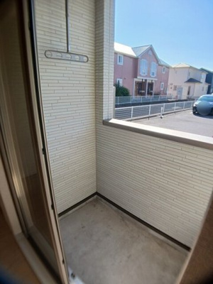 【バルコニー】 | サンローラＡ | 陽当たり良好なバルコニーです