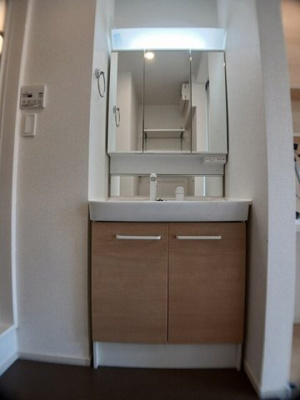 【洗面所】 | サンローラＡ | コンパクトで使いやすい洗面所