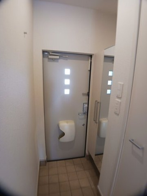 【玄関】 | サンローラＡ | シンプルで使いやすい玄関です