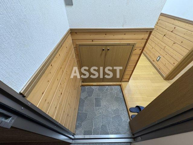 プラスペアティの玄関