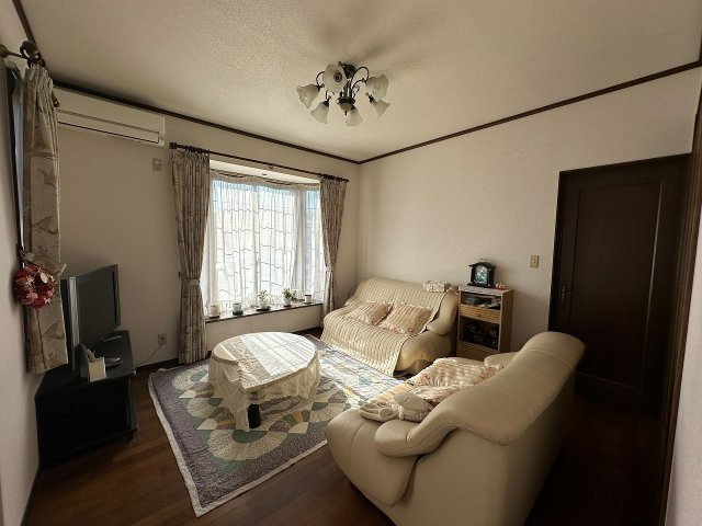 中古住宅　笠神の居間・リビング