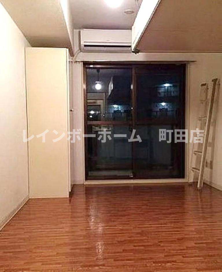 ラ・レジダンス・ド・ポローニア※初期費用分割あと払いサービス利用可能物件の居間・リビング