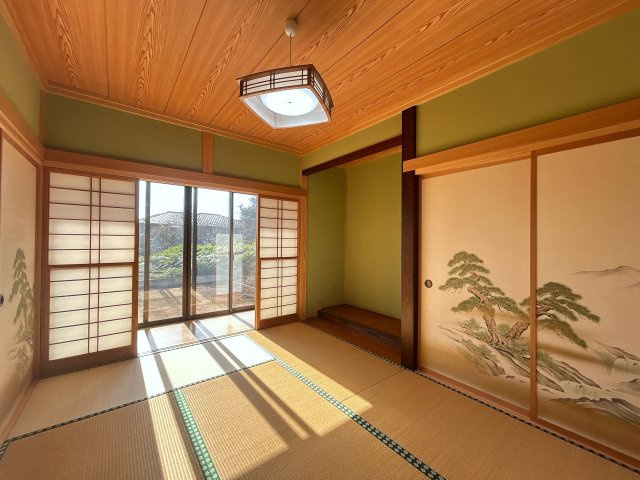 大平町西水代　中古戸建の和室