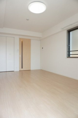 【居間・リビング】 | エルハーベン山城 | ゆったりとした居間です