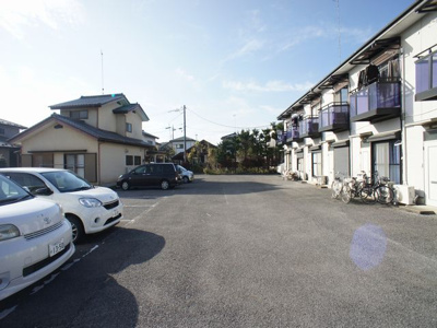 【駐車場】 | メゾンドノエルI | 駐車場2台可能です♪