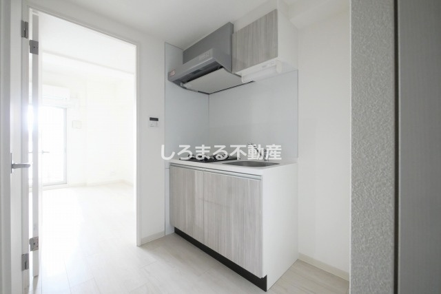 フォーリアライズ阿波座WESTのキッチン